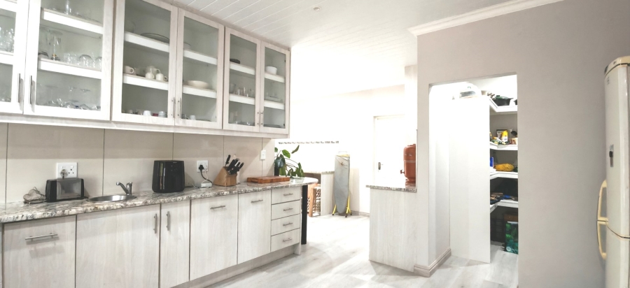 4 Bedroom Property for Sale in Dana Bay Western Cape